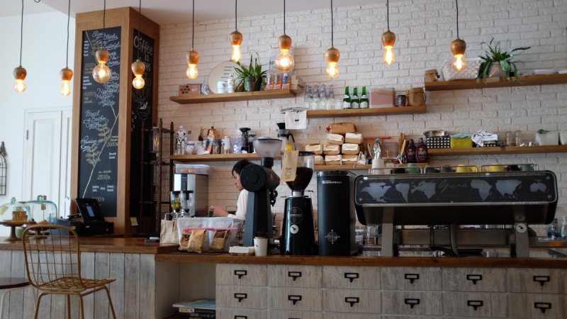 ecommerce-LA BRIGUE-min_coffee_shop_light_cafe_coffee_shop-32620